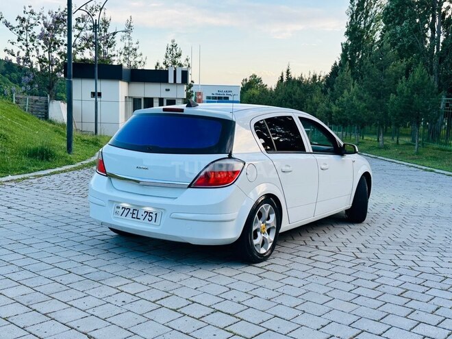 Opel Astra-2