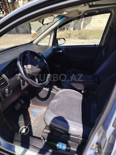 Opel Zafira-7