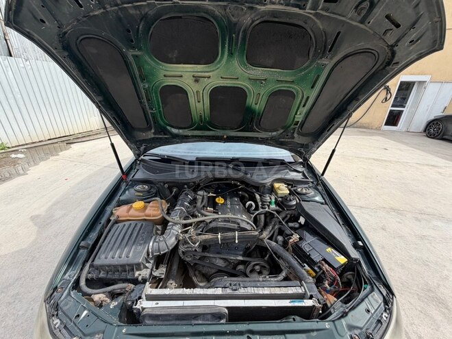 Opel Omega-16