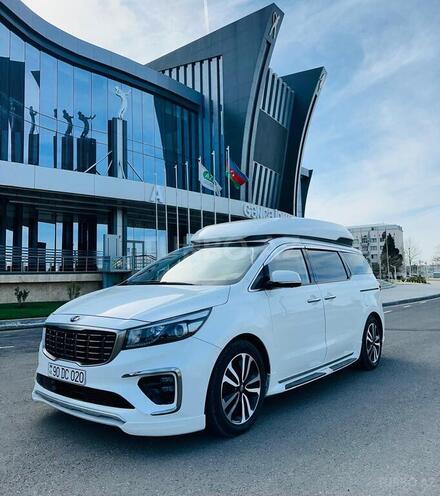 Kia Carnival-2
