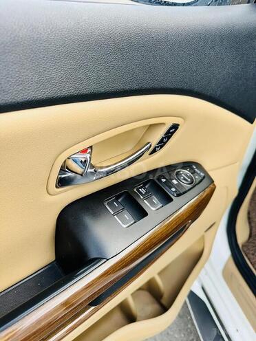 Kia Carnival-14