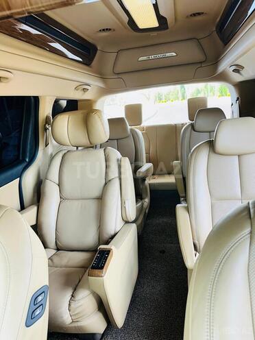 Kia Carnival-7
