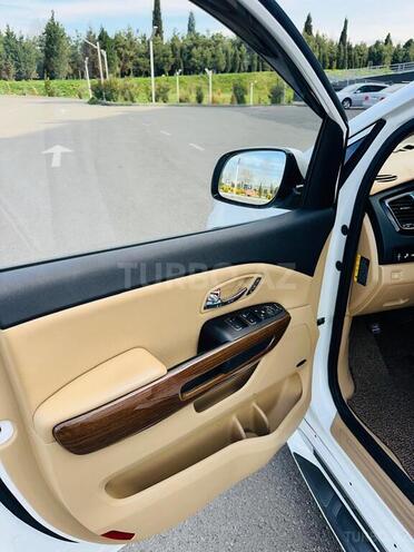 Kia Carnival-13