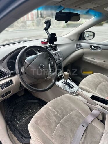 Nissan Sentra-8