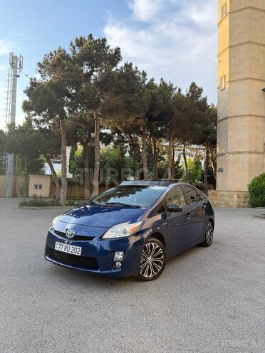 Toyota Prius-1