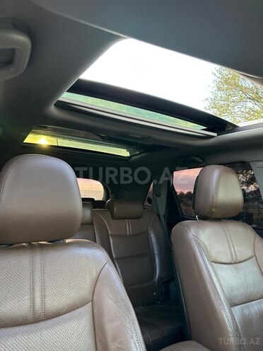 Kia Sorento-12