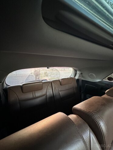 Kia Sorento-13