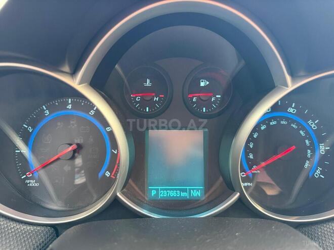 Chevrolet Cruze-4