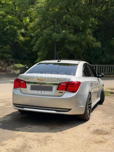 Chevrolet Cruze-2