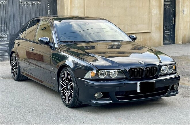 BMW 525-2