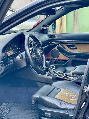 BMW 525-5