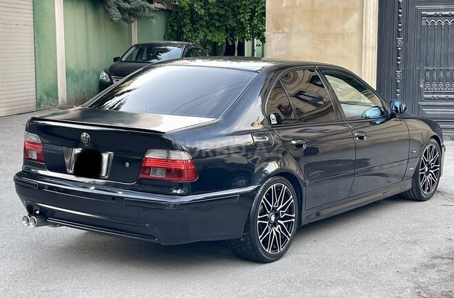 BMW 525-11