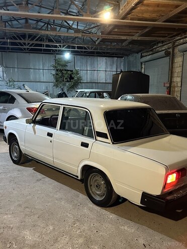 LADA (VAZ) 2107-10