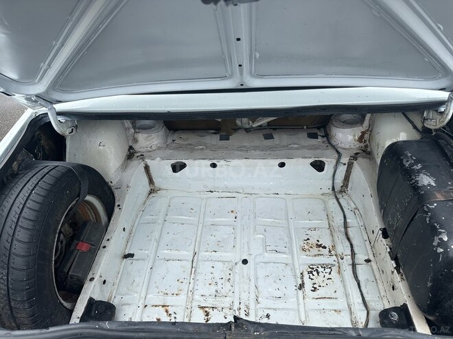 LADA (VAZ) 2107-8