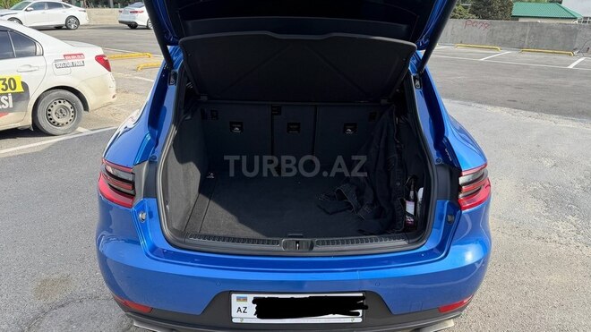 Porsche Macan-7