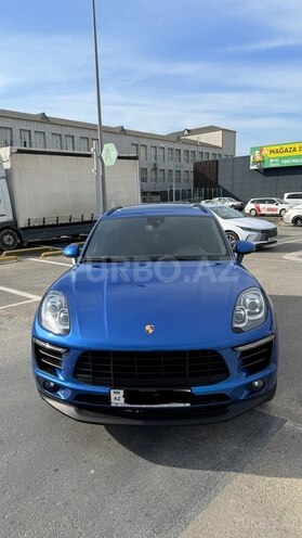 Porsche Macan-13