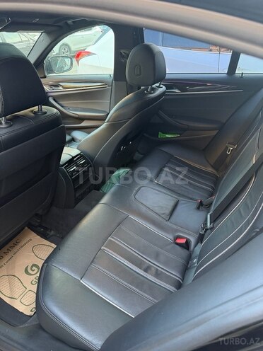BMW 530-13