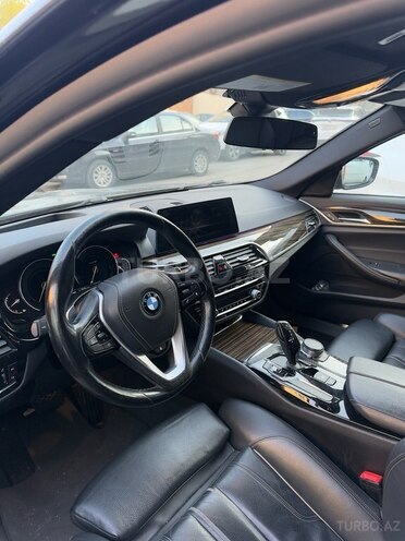 BMW 530-10
