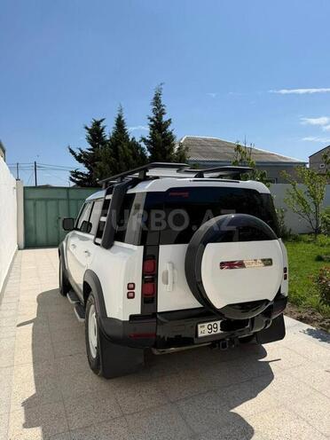 Land Rover Defender-10