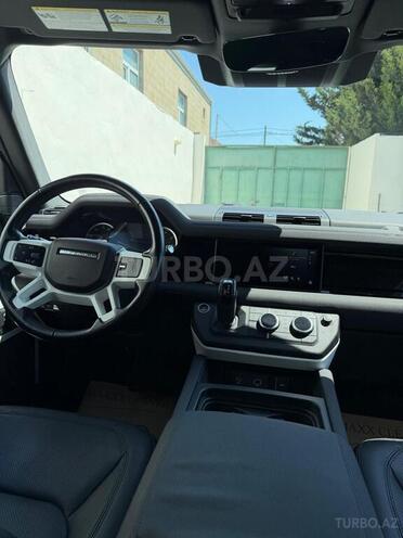 Land Rover Defender-4