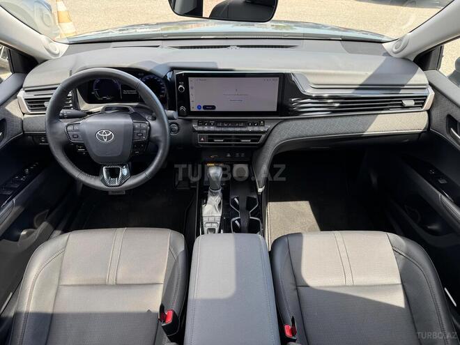 Toyota Camry-19