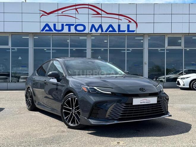 Toyota Camry-1