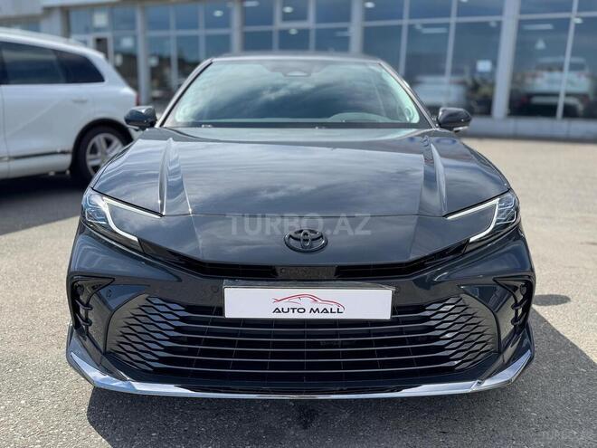 Toyota Camry-7