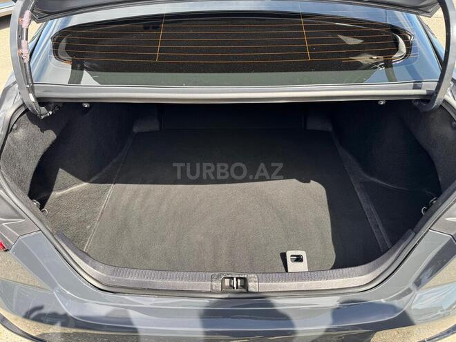 Toyota Camry-16