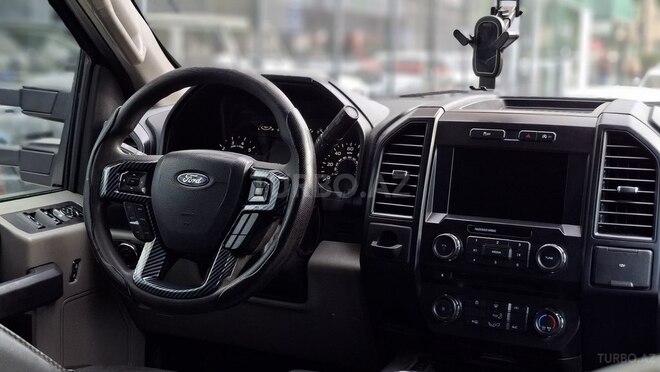 Ford F-150-5