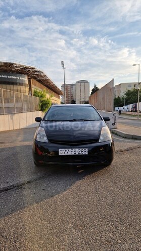 Toyota Prius-1
