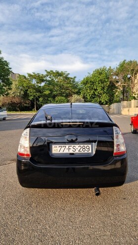 Toyota Prius-2