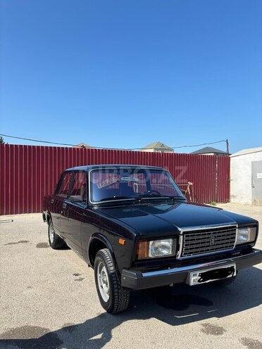 LADA (VAZ) 2107-1
