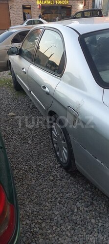 Hyundai Sonata-4