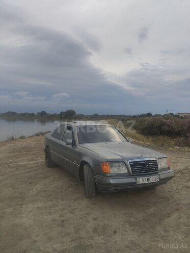 Mercedes 300 D-3