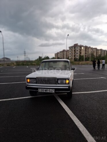 LADA (VAZ) 2107-1