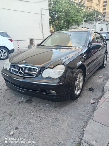 Mercedes C 240-8