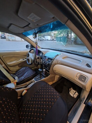 Nissan Sunny-9