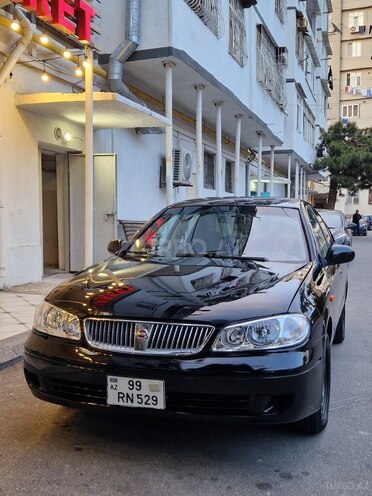 Nissan Sunny-1