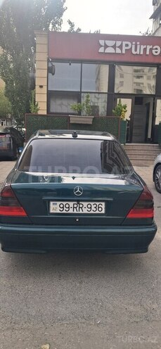 Mercedes C 240-4