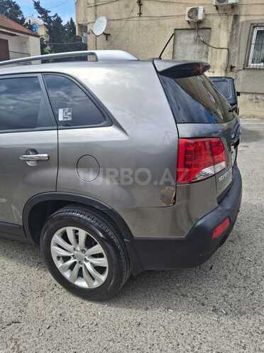 Kia Sorento-11