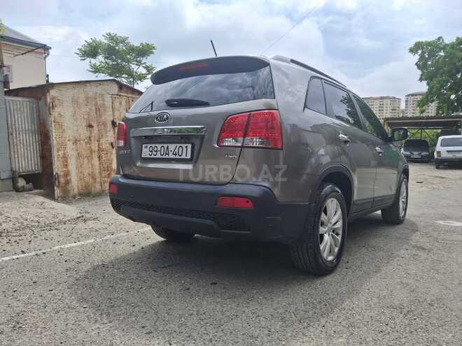 Kia Sorento-8