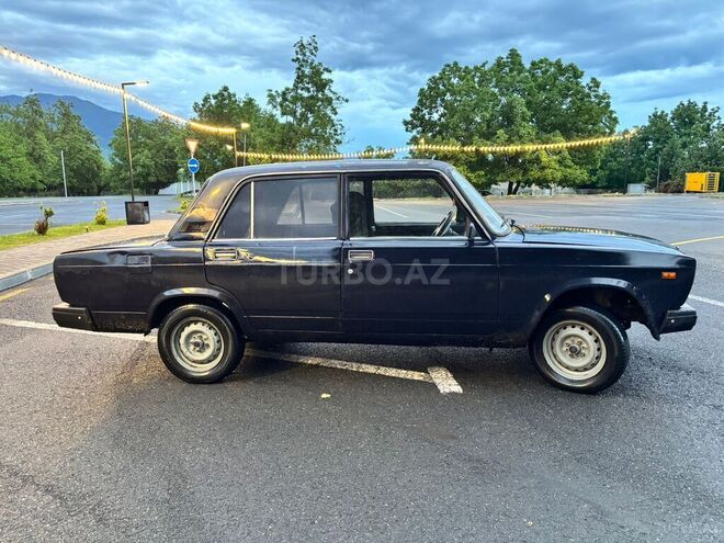 LADA (VAZ) 2107-5