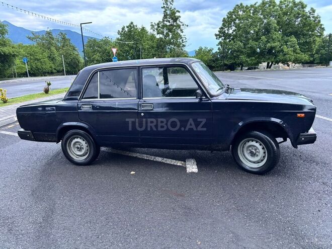 LADA (VAZ) 2107-4