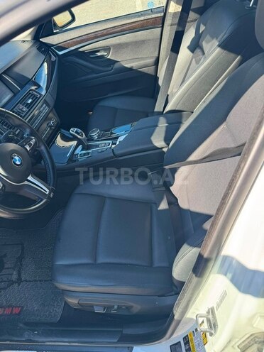 BMW 528-9