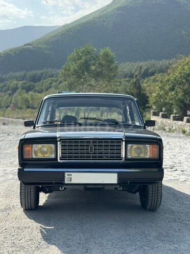 LADA (VAZ) 2107-1