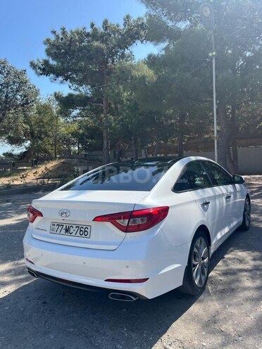 Hyundai Sonata-8