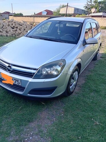 Opel Astra-2