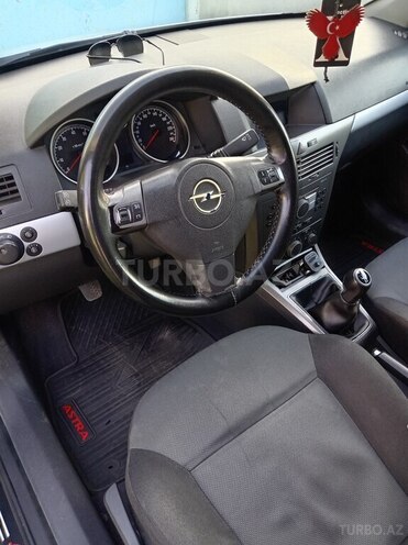 Opel Astra-10