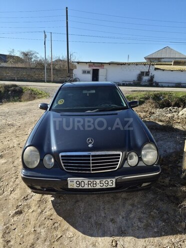 Mercedes E 200-7