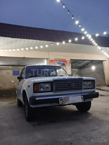LADA (VAZ) 2107-5